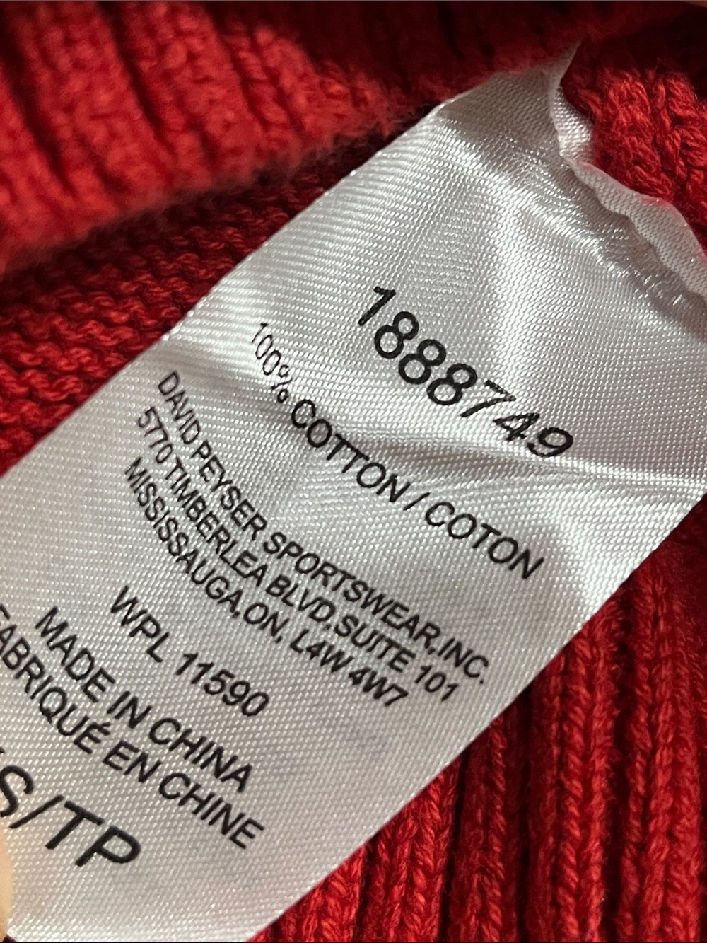 Red Crewneck Sweater with Cream Maple Leaf NWT 🍁 Cotton - Picture 4 of 4